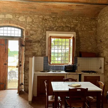 Fattoria Pratale Farm stay *