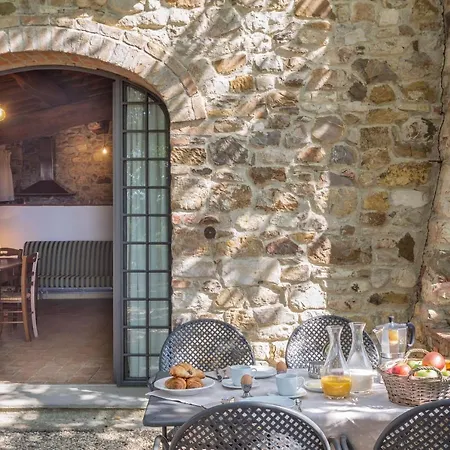Fattoria Pratale Farm stay Sambuca